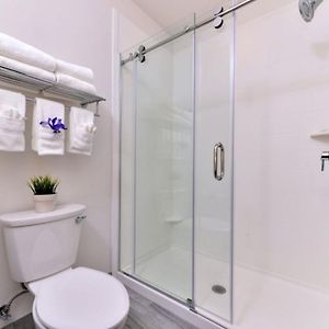 King Room Hearing Accessible